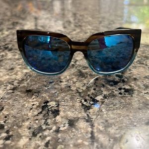 Costa Del Mar Womens Waterwoman 580P Sunglasses